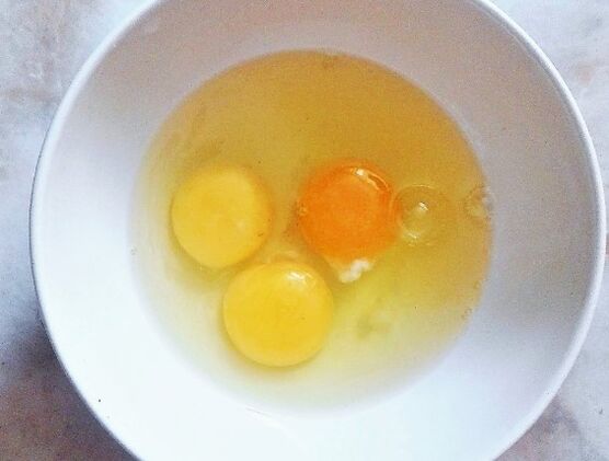 Raw egg